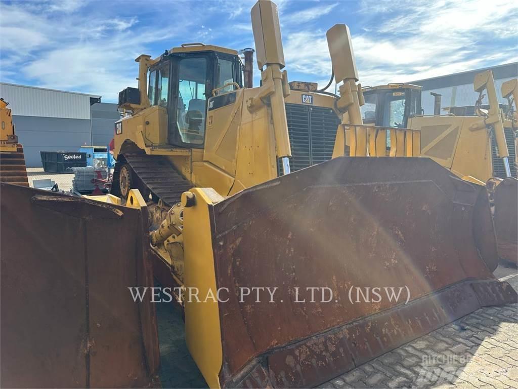 CAT D8T Spycharki gąsienicowe