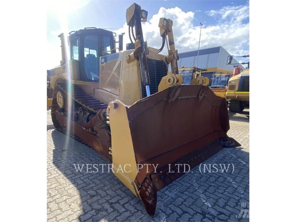 CAT D8T Spycharki gąsienicowe