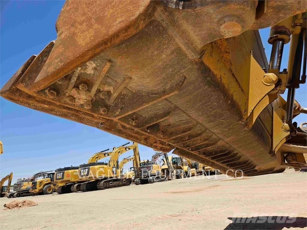 CAT D8T Spycharki gąsienicowe