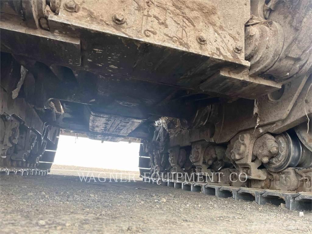 CAT D8T Spycharki gąsienicowe