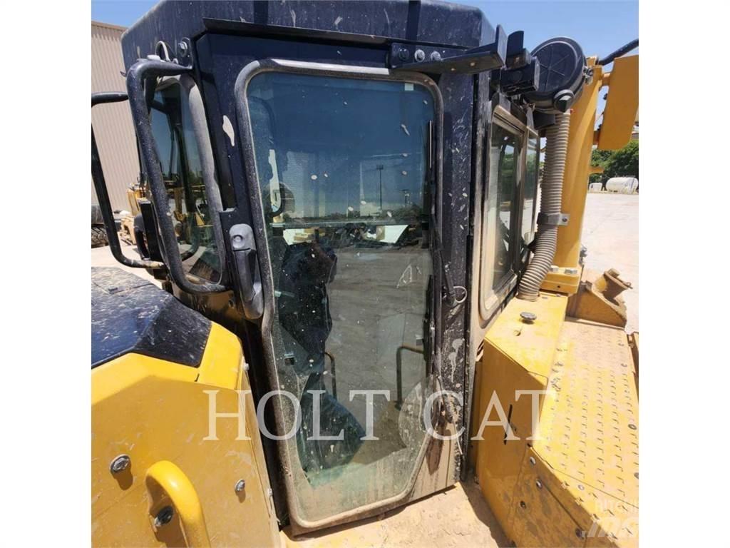 CAT D8T Spycharki gąsienicowe