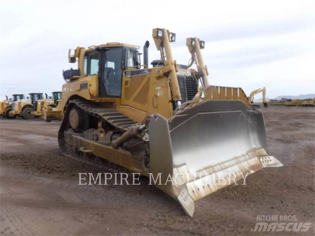 CAT D8T Spycharki gąsienicowe