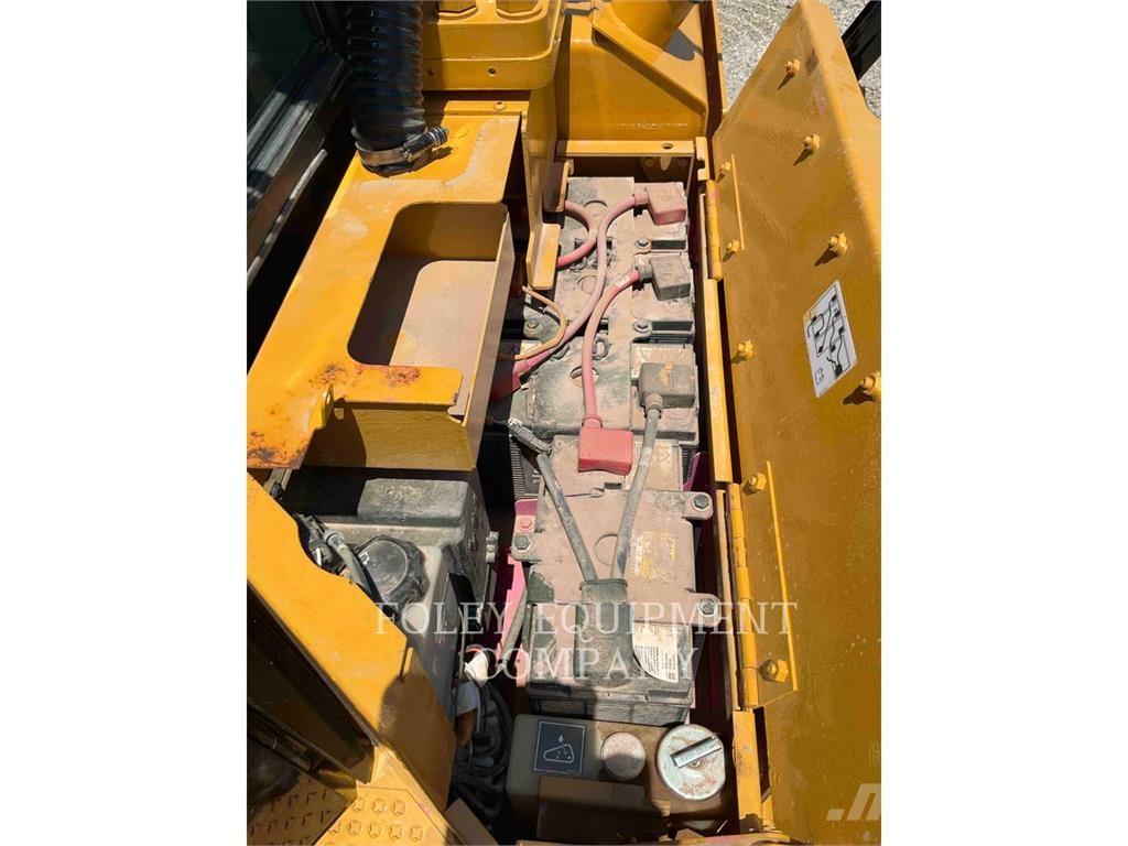 CAT D8T Spycharki gąsienicowe