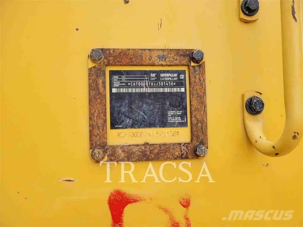 CAT D8T Spycharki gąsienicowe
