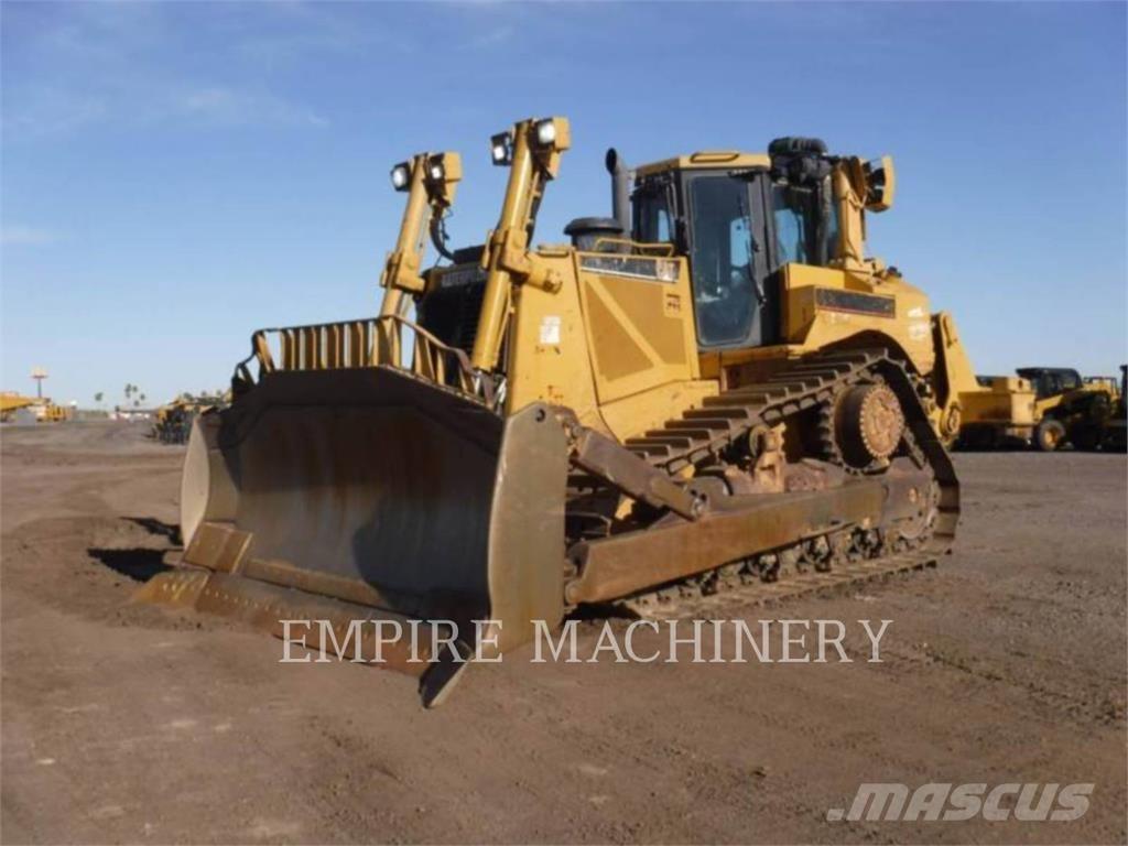 CAT D8T Spycharki gąsienicowe