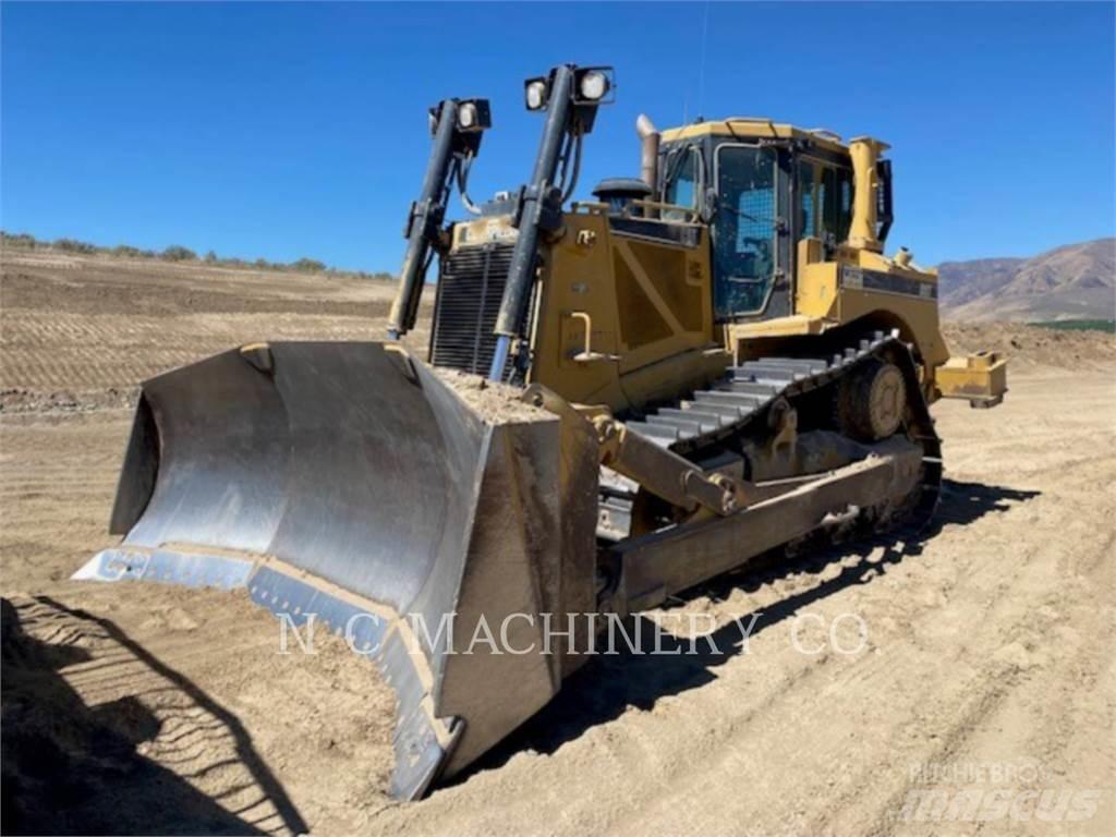 CAT D8T Spycharki gąsienicowe