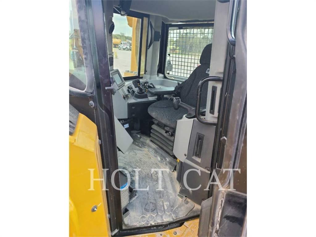 CAT D8T Spycharki gąsienicowe