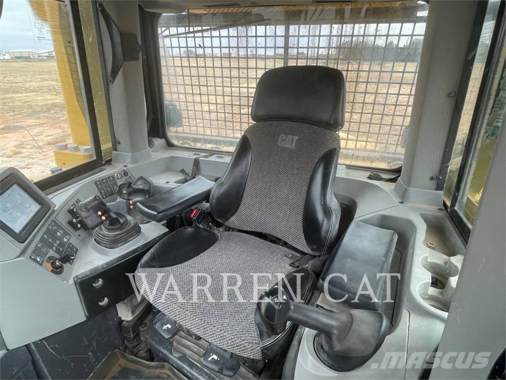 CAT D8T 4XLARO Spycharki gąsienicowe