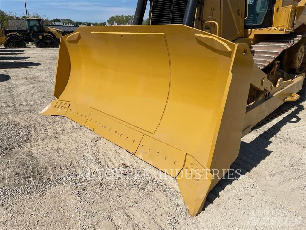 CAT D8T W Spycharki gąsienicowe