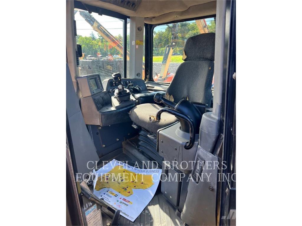 CAT D9T Spycharki gąsienicowe