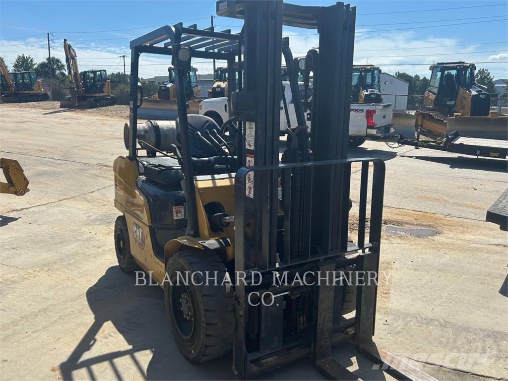 CAT GP30N Wózki widłowe inne