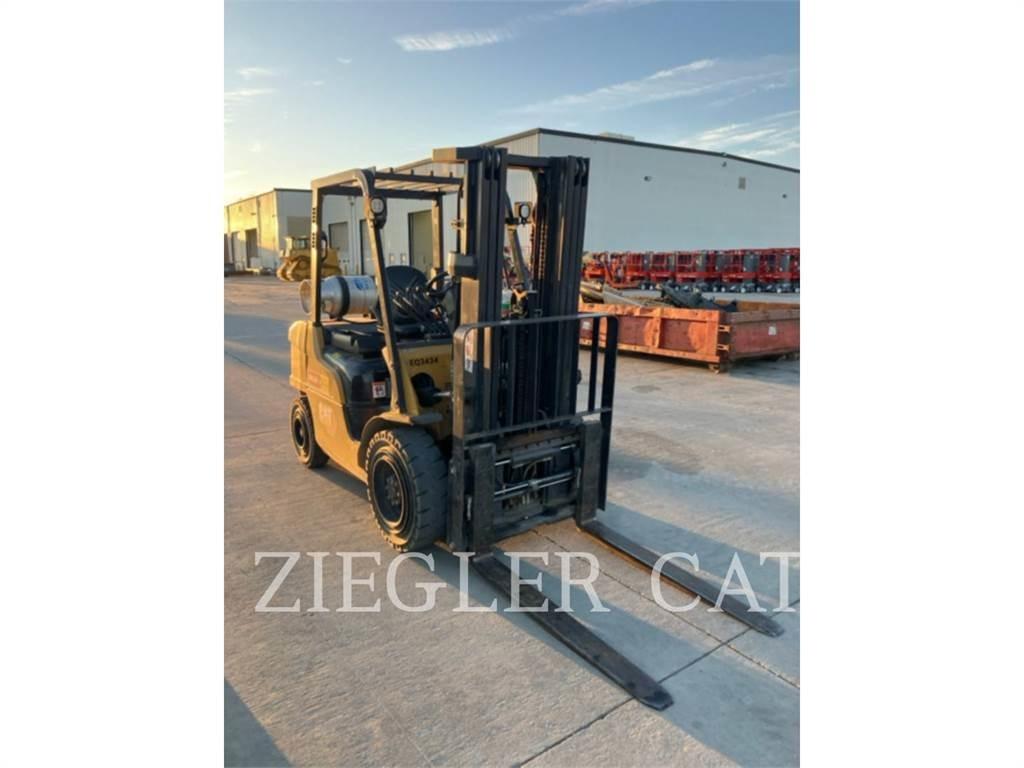 CAT GP30N5 Wózki widłowe inne