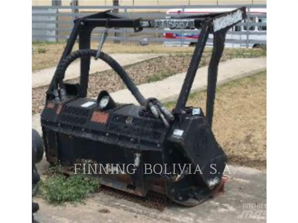 CAT HM135C Kosiarki bijakowe