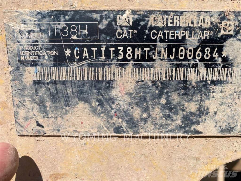 CAT IT38H Ładowarki kołowe