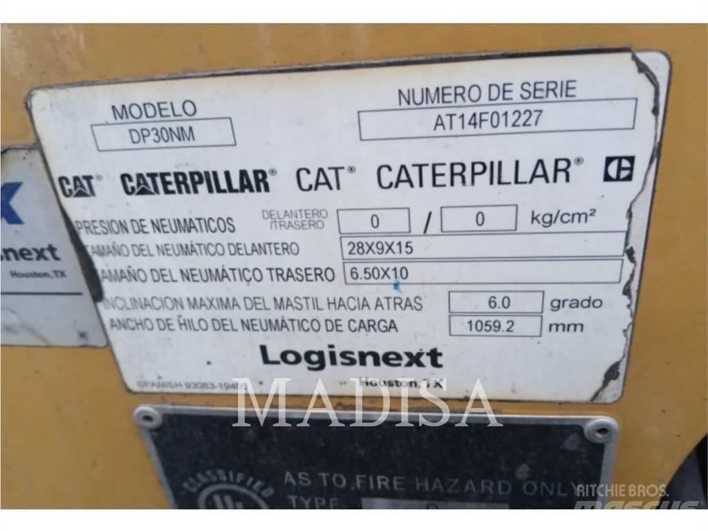 CAT LIFT TRUCKS DP30NM Wózki Diesla