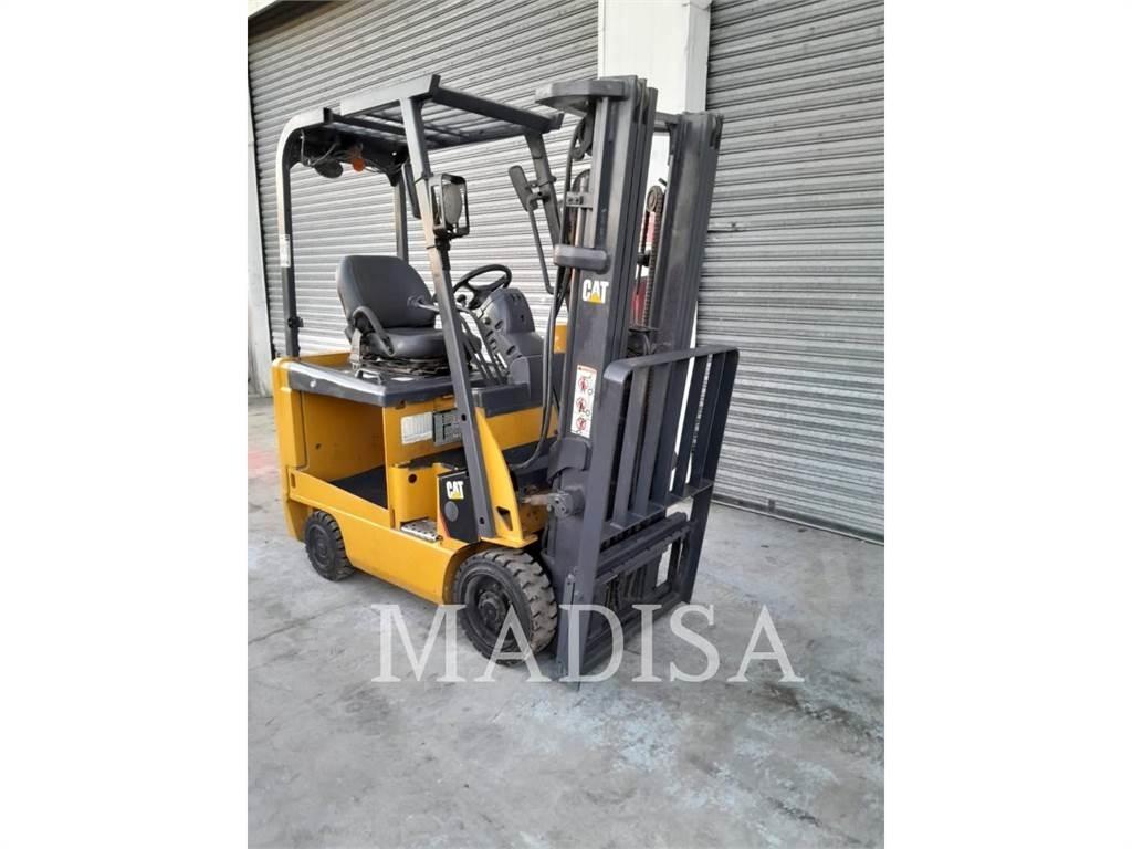 CAT LIFT TRUCKS E3500-AC Wózki widłowe inne