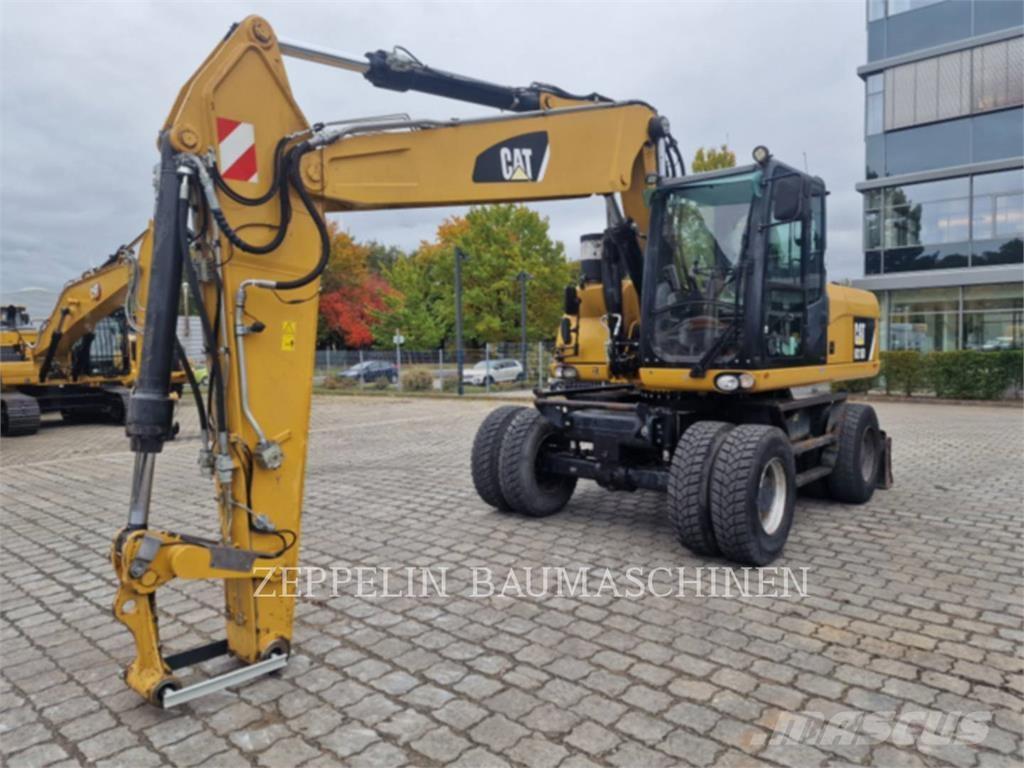 CAT M318D Koparki kołowe