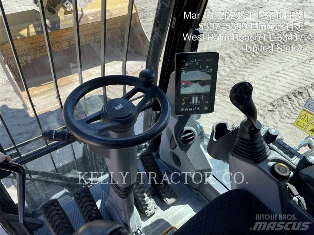 CAT M320 Koparki kołowe
