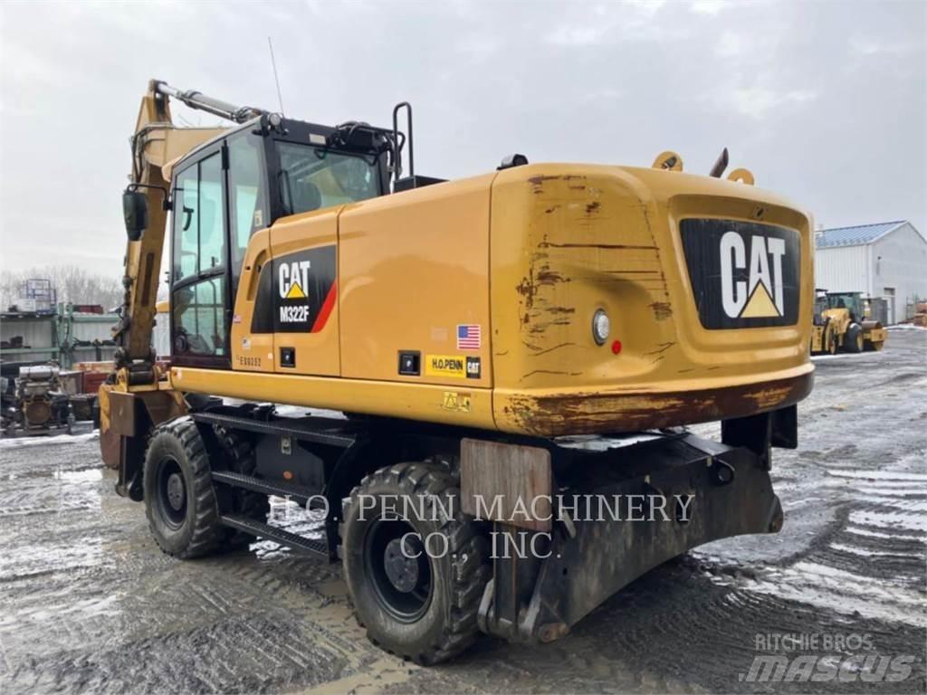 CAT M322F Koparki kołowe