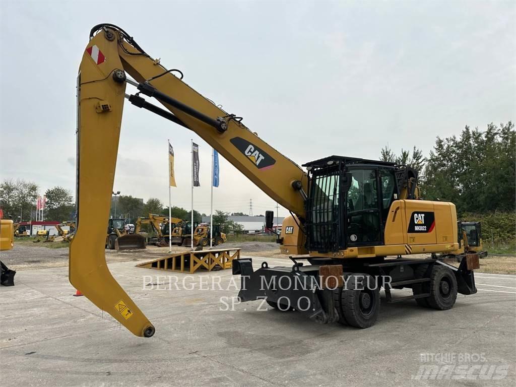 CAT MH3022 Koparki kołowe