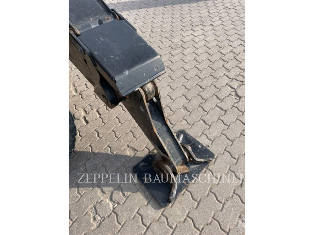 CAT MH3022-06C Koparki wyburzeniowe