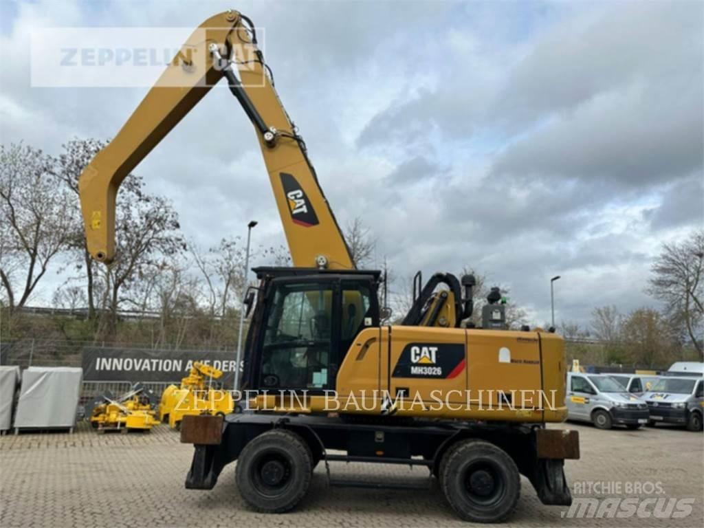 CAT MH3026-06C Koparki wyburzeniowe