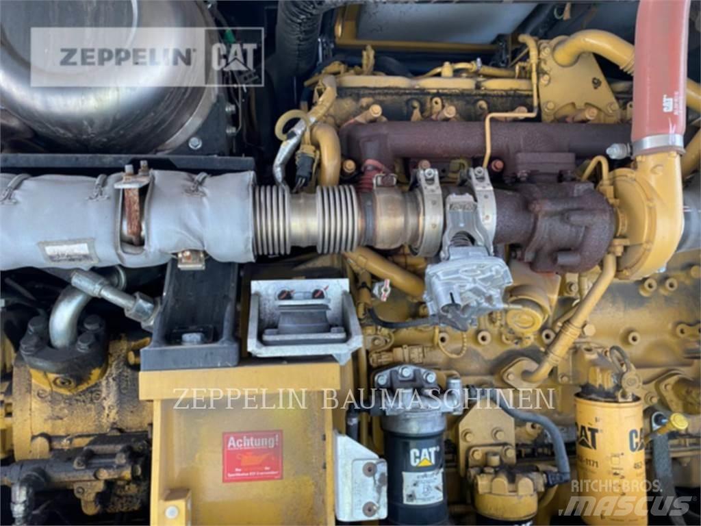 CAT MH3026-06C Koparki wyburzeniowe
