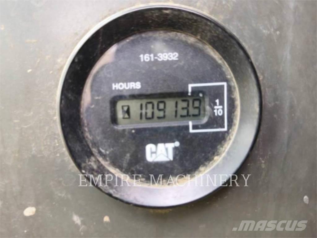 CAT MH3059 Koparki gąsienicowe