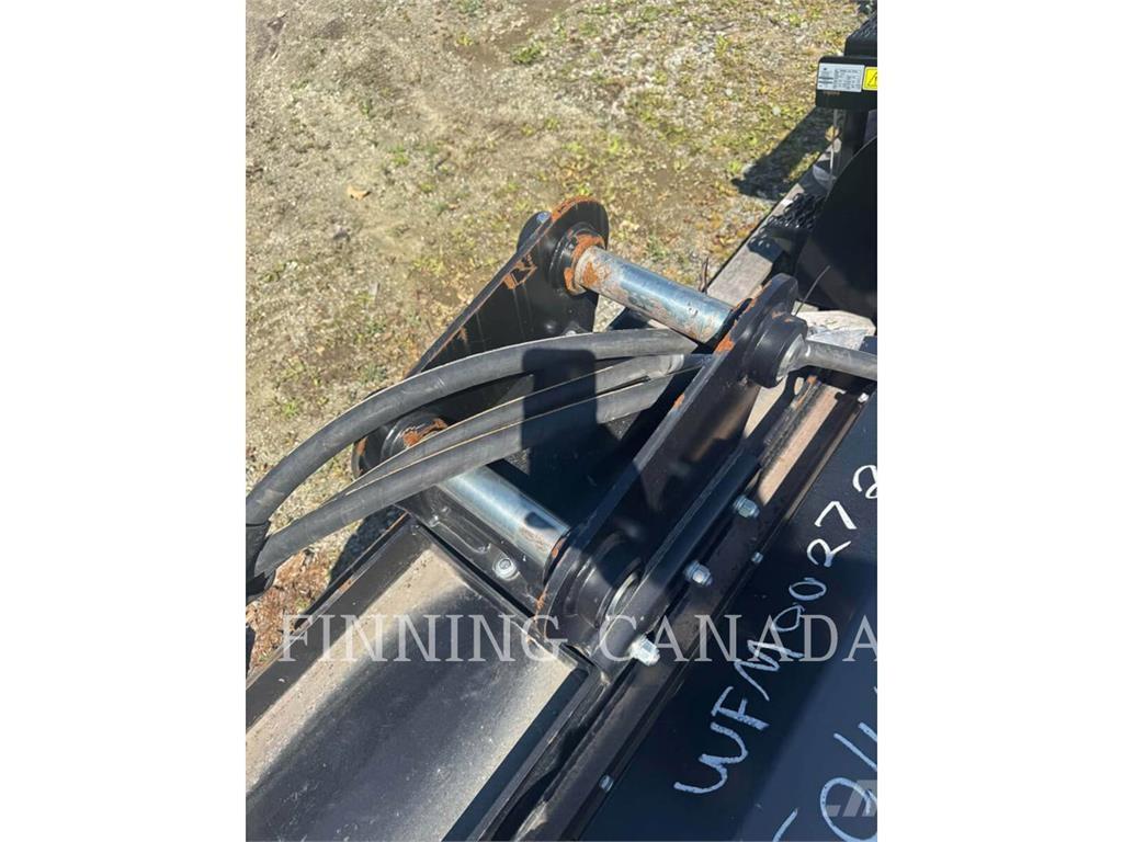 CAT MH8-FM-HMF210 Kosiarki