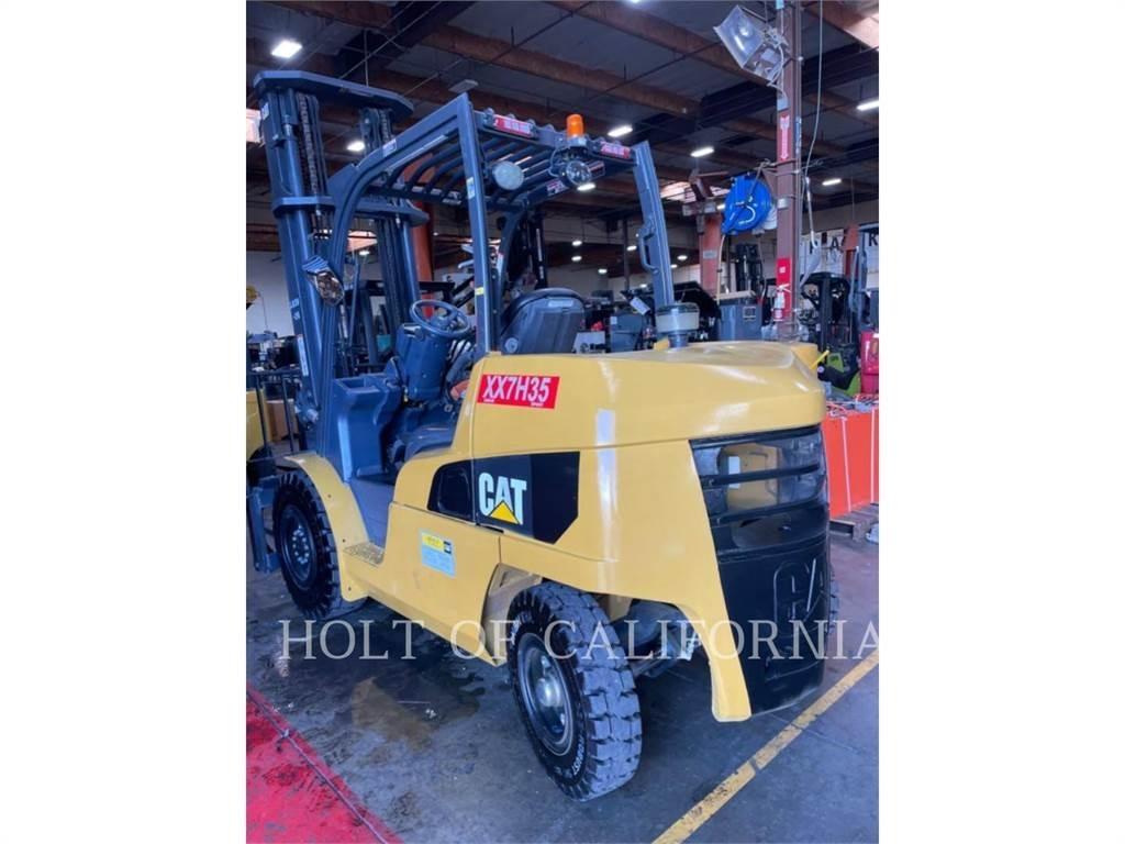 CAT MITSUBISHI DP45N1 Wózki Diesla