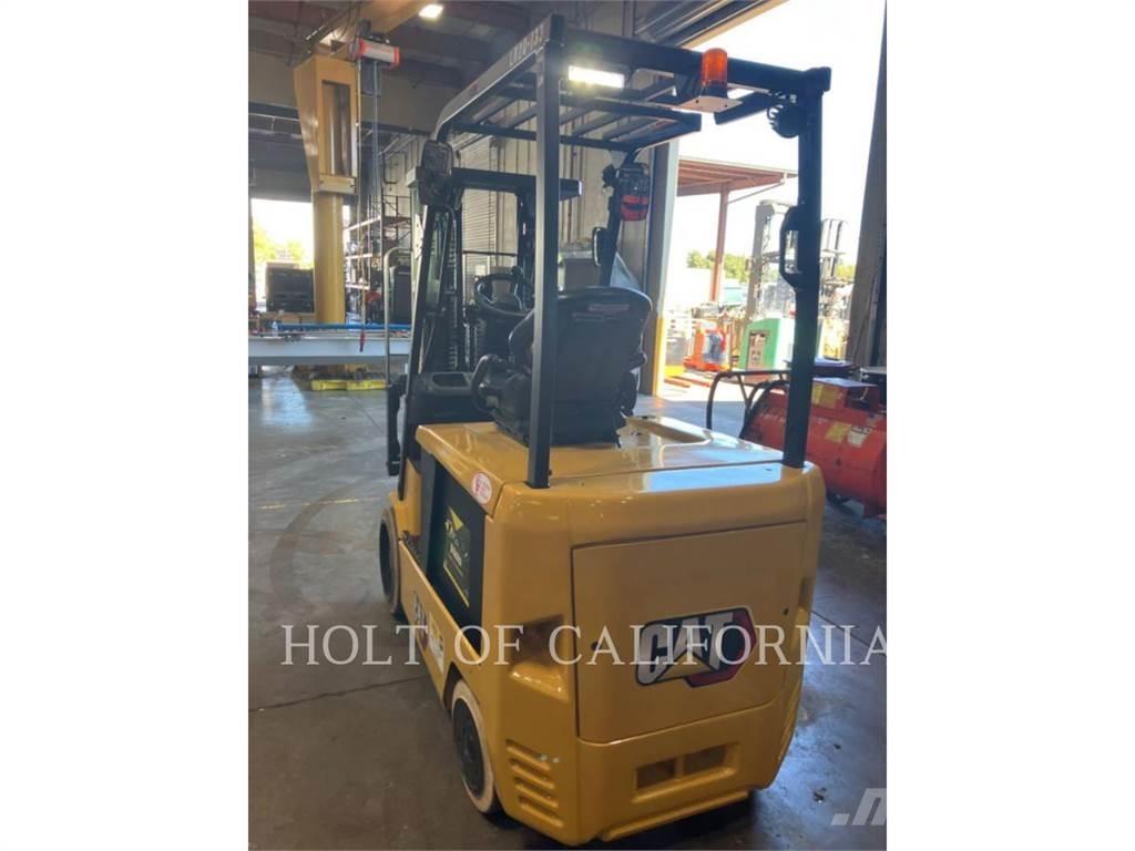 CAT MITSUBISHI EC30N3 Wózki elektryczne