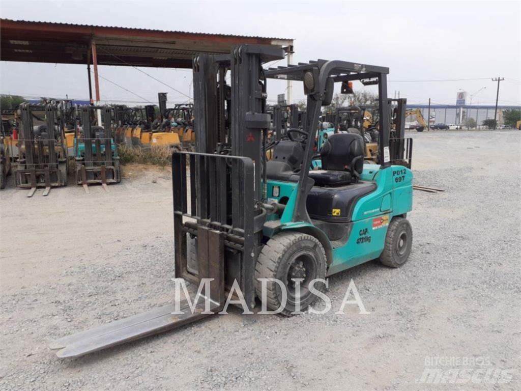 CAT MITSUBISHI FD30NM5 Wózki widłowe inne