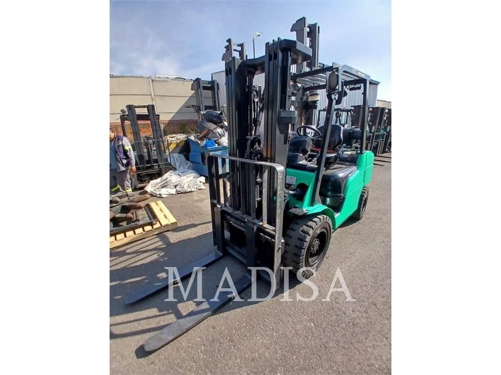 CAT MITSUBISHI FG30N-LP Wózki widłowe inne