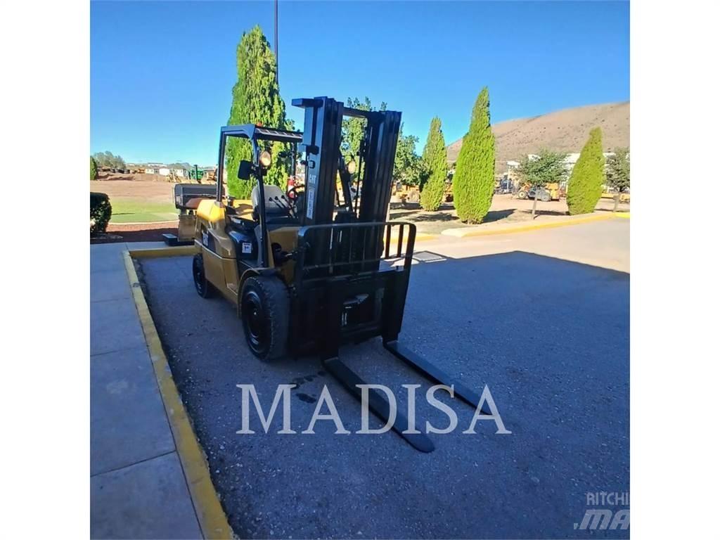 CAT MITSUBISHI PD11000 Wózki Diesla