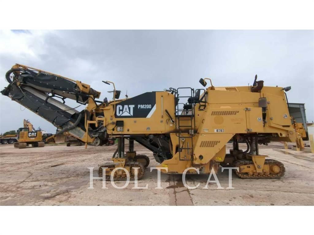 CAT PM200 Recyklery do asfaltu