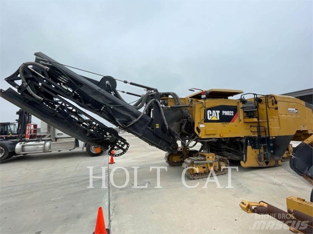 CAT PM822 Recyklery do asfaltu