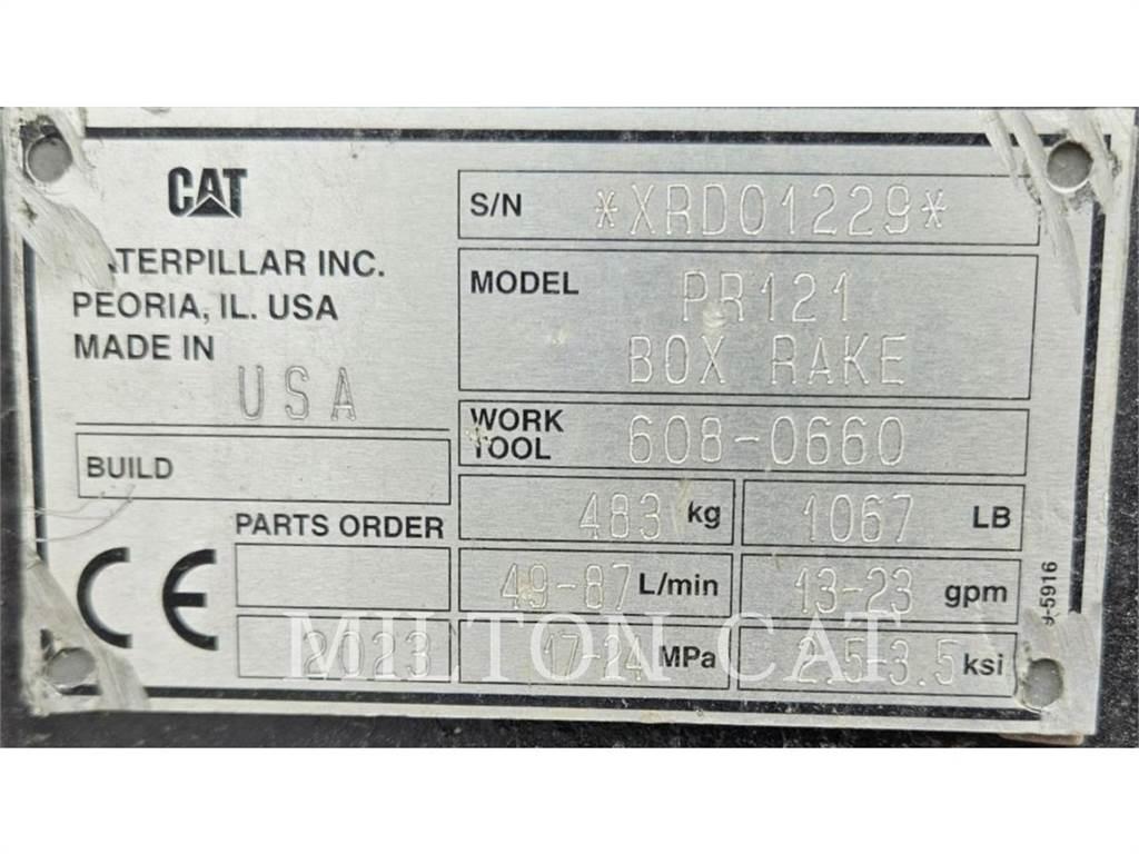 CAT PR121 POWERBOX RAKE Zgrabiarki i przetrząsacze
