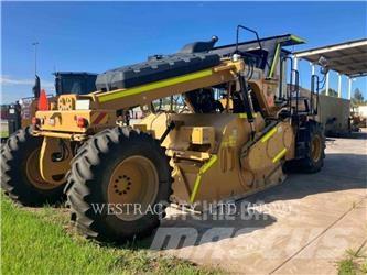 CAT RM400 Recyklery do asfaltu
