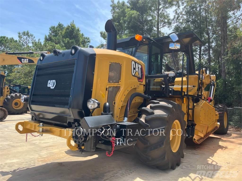 CAT RM400 Recyklery do asfaltu