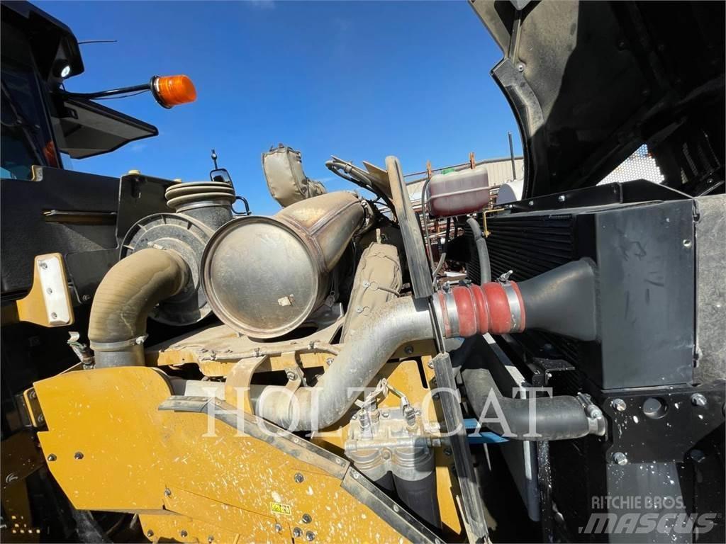 CAT RM400 Recyklery do asfaltu