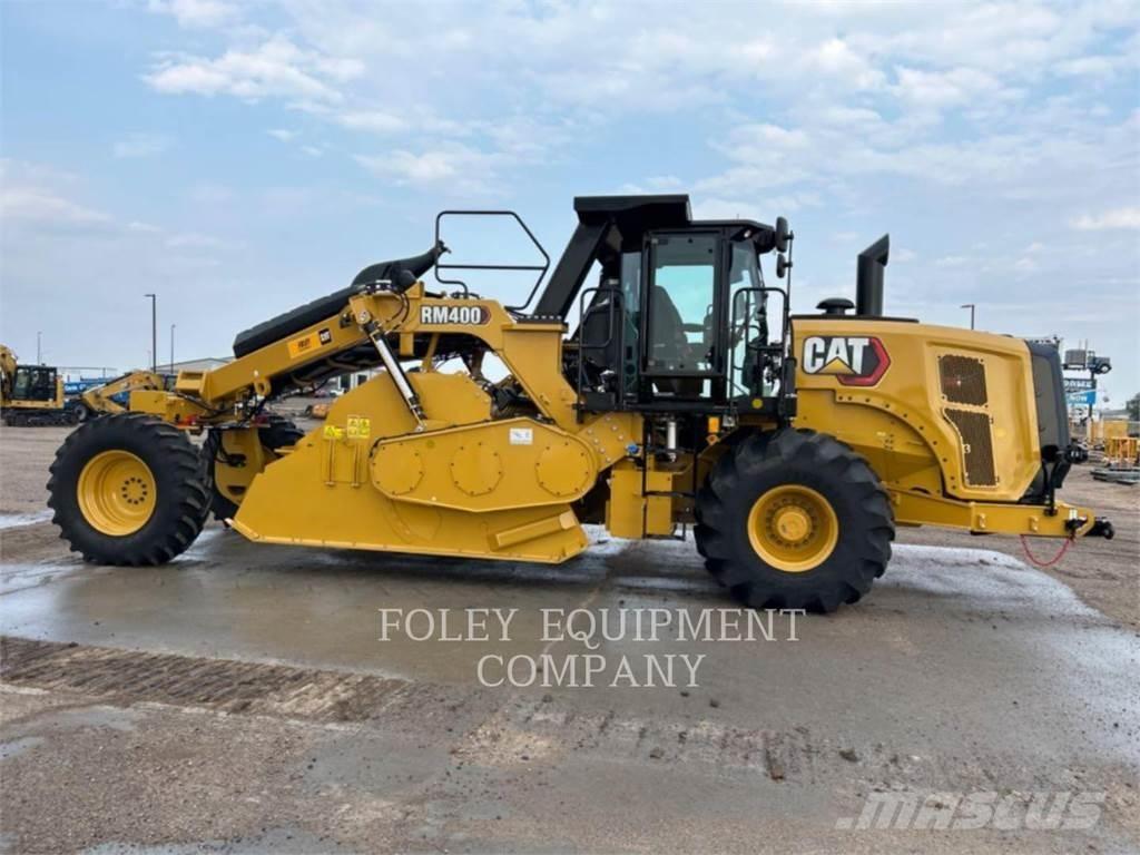 CAT RM400-01 Rozściełacze do asfaltu