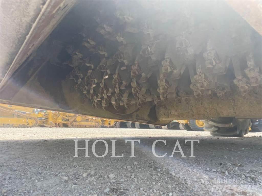 CAT RM400 CAB Ładowarki kołowe