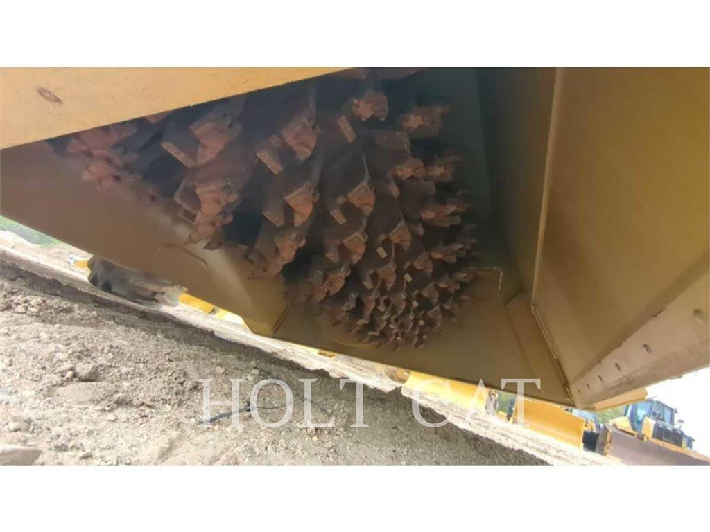 CAT RM400 CAB Recyklery do asfaltu