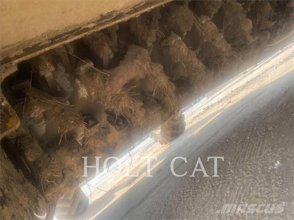 CAT RM400 CAB Recyklery do asfaltu