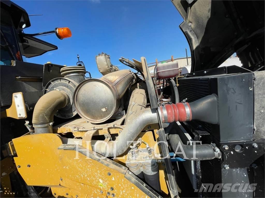 CAT RM400 CAB Recyklery do asfaltu