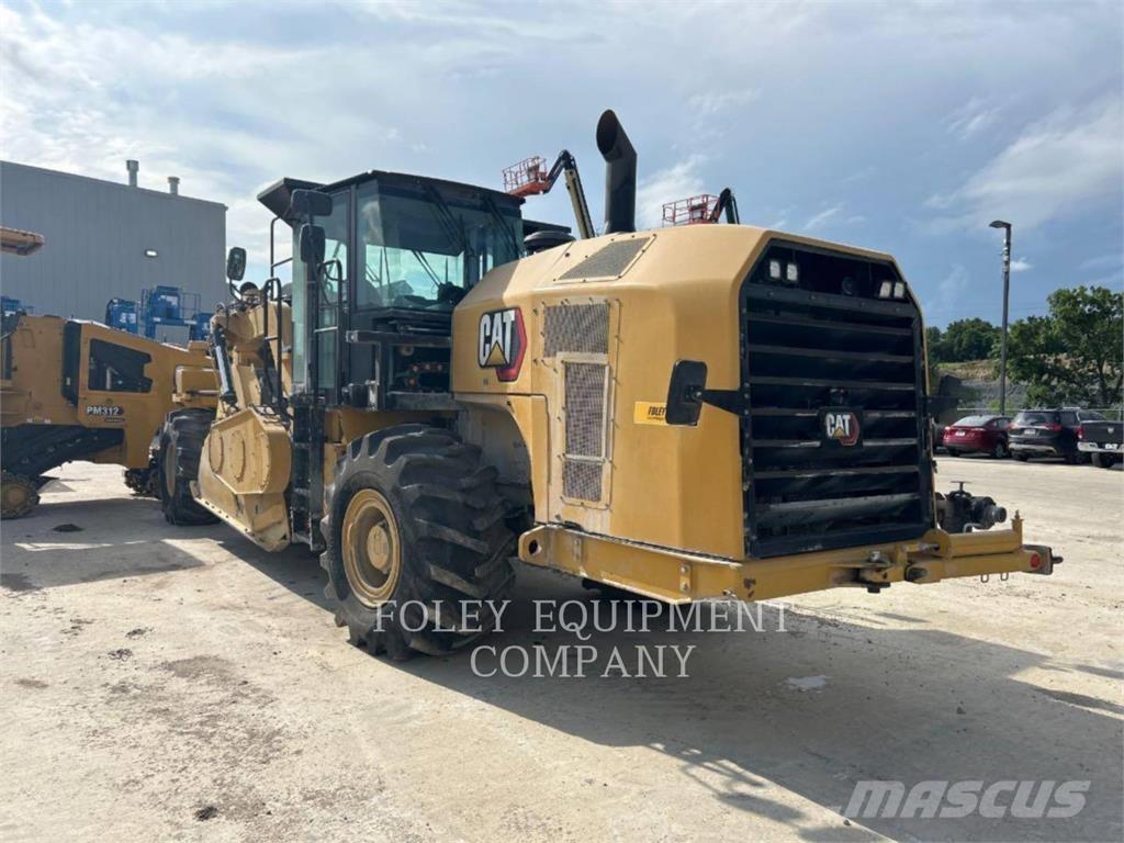 CAT RM500B Rozściełacze do asfaltu