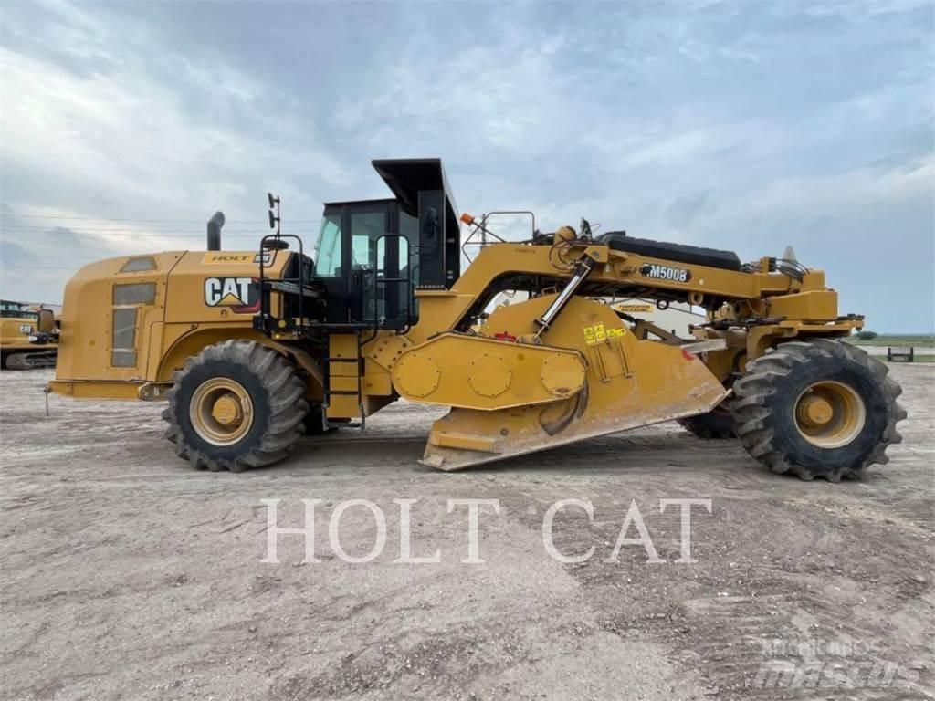 CAT RM500B CAB Recyklery do asfaltu