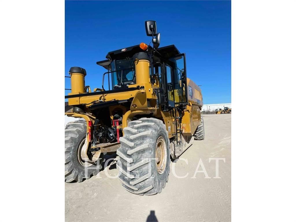 CAT RM600 Recyklery do asfaltu