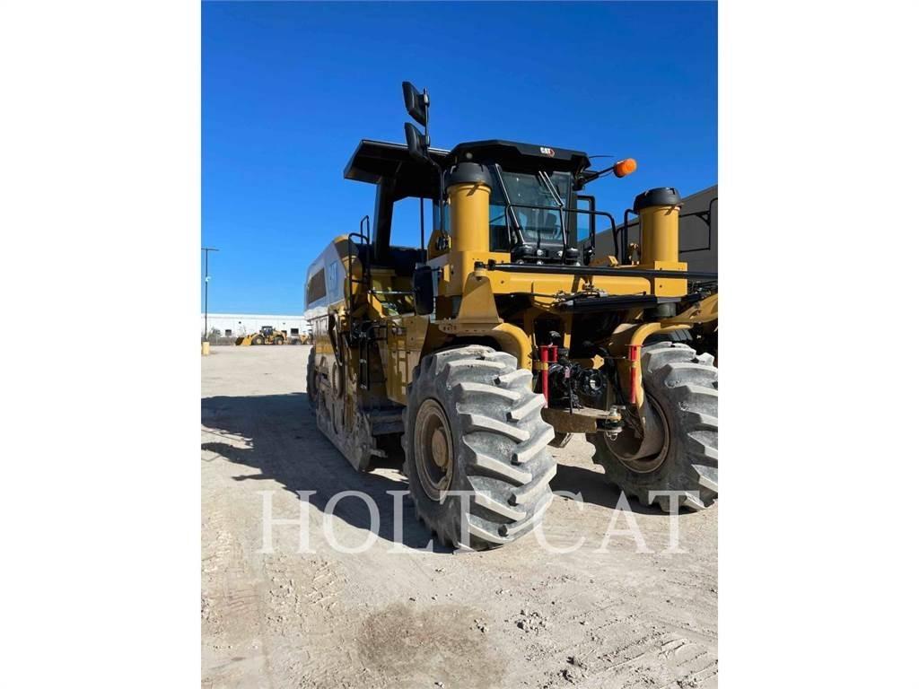 CAT RM600 Recyklery do asfaltu