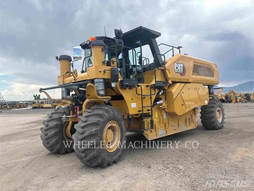 CAT RM800 Recyklery do asfaltu